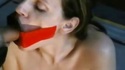 دلقکهای کوچک لاتین در سکس عکس داستانی یک غرفه