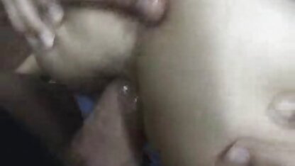 سگ نر یک بلوند شیک عکس سکسی با خواهر زن به دهانش داد و یک دیک بلند را روی الاغ خود در بیرون گذاشت