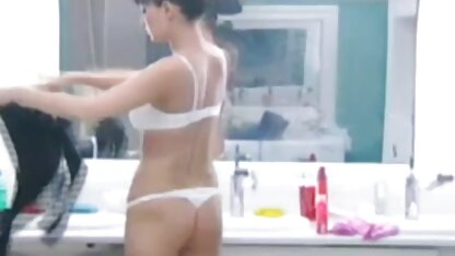 دانشجوی عزیز روسی عضو یکی از همکلاسی های خود سوار فیلم داستانی سیکس می شود